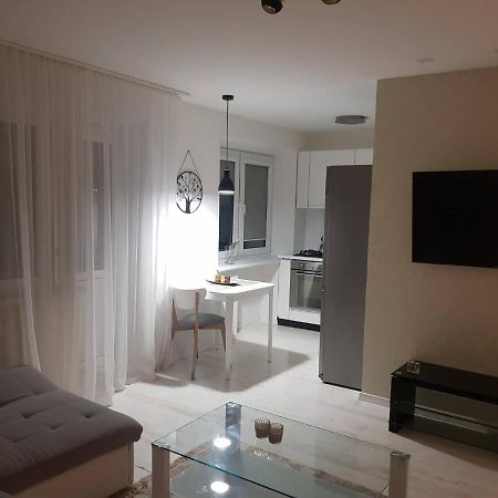 Traku Street Apartment Siauliai  Bagian luar foto